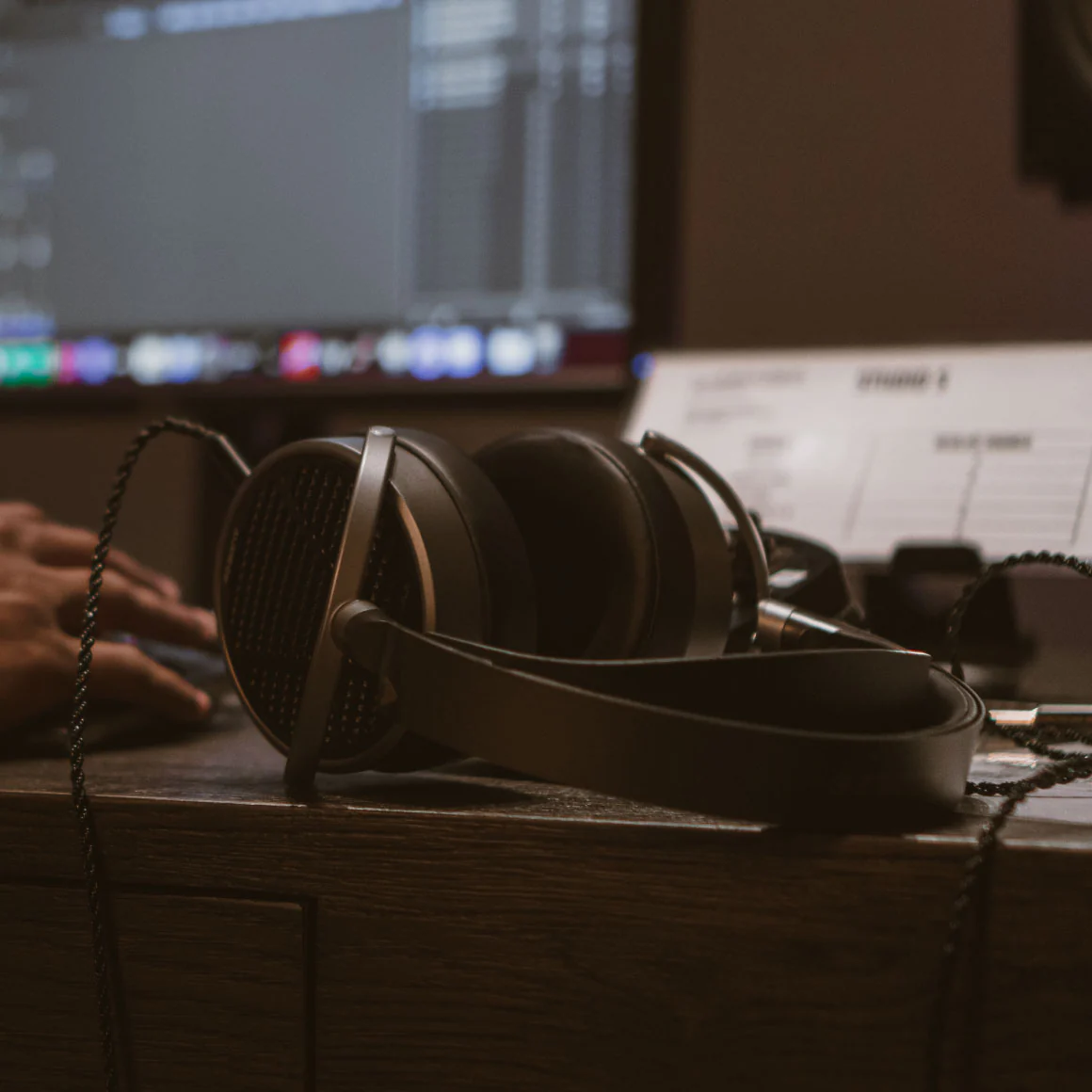 Thumbnail 10